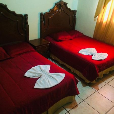 Hotel Cuna Maya B Y B Copan Экстерьер фото